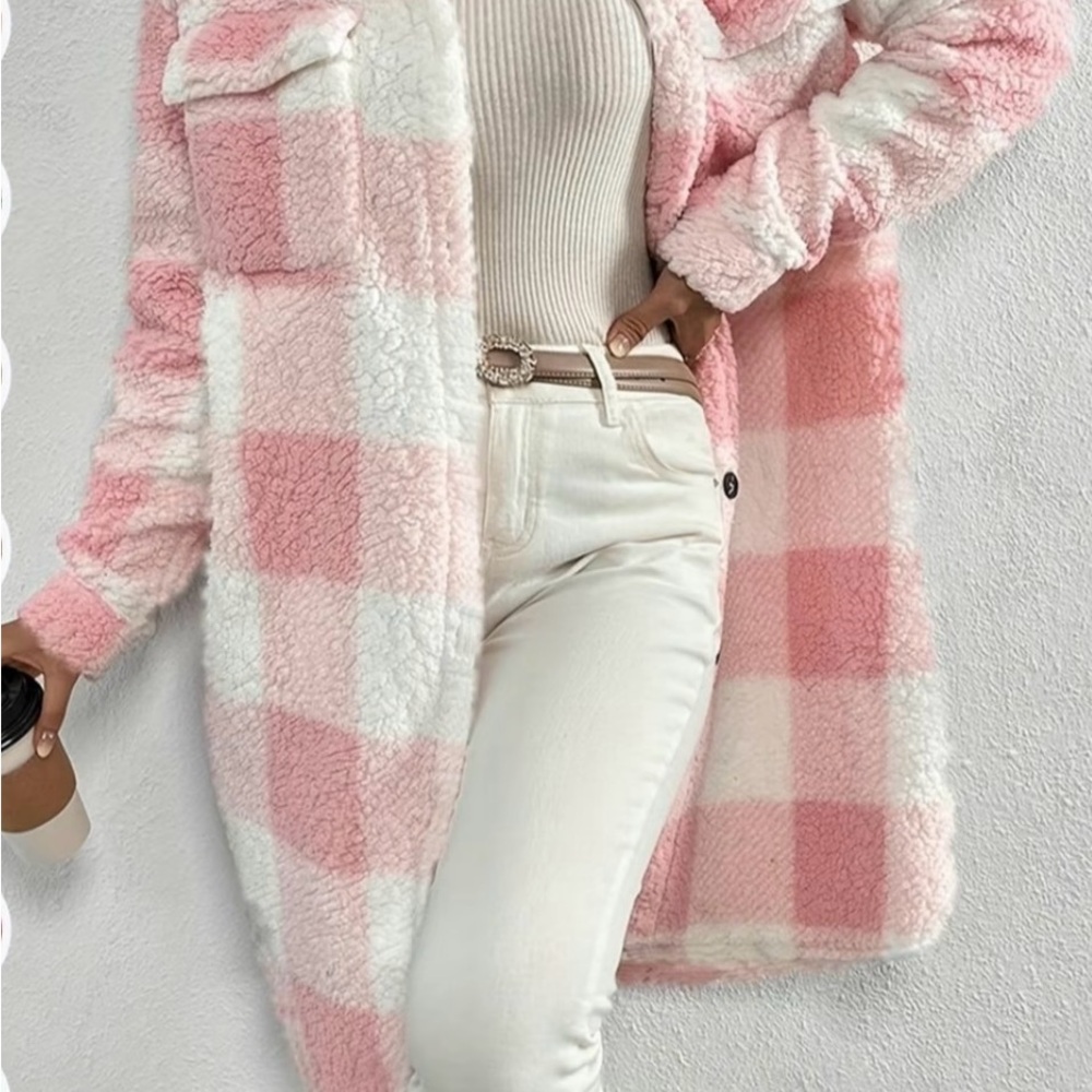 Cozy Pink Teddy Jacket with Checkered Pattern